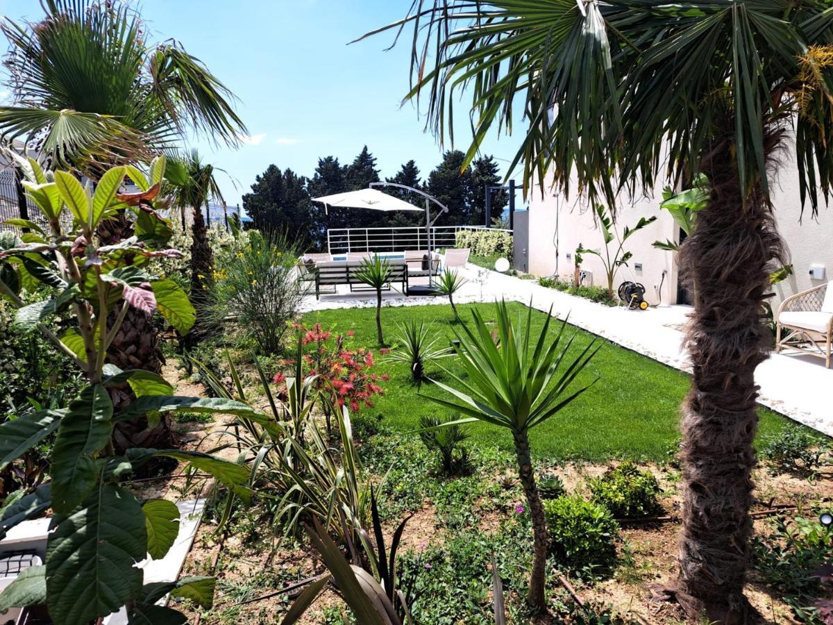 Apartment With Private Pool Split Extérieur photo