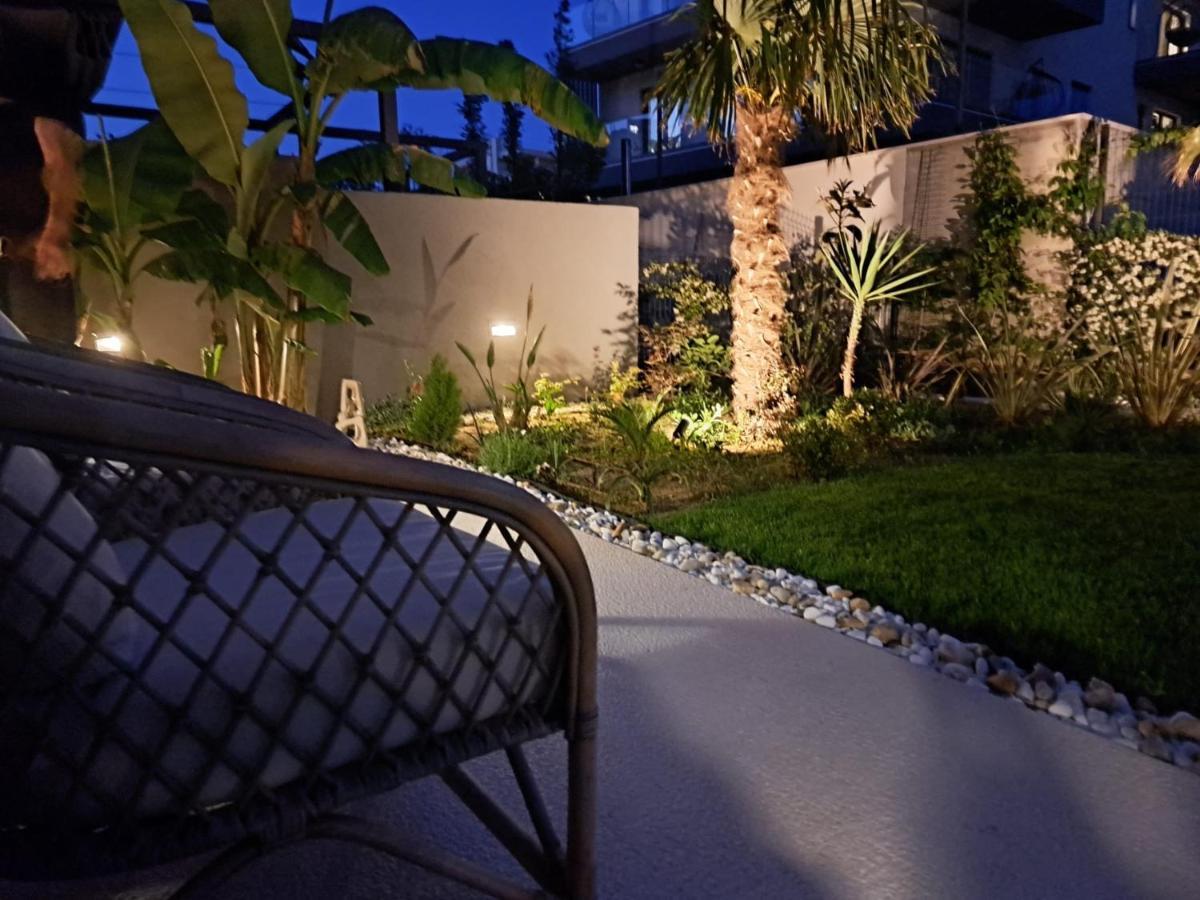 Apartment With Private Pool Split Extérieur photo