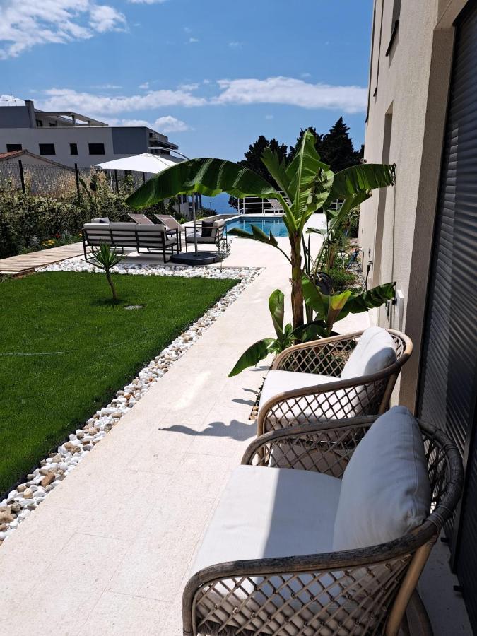 Apartment With Private Pool Split Extérieur photo