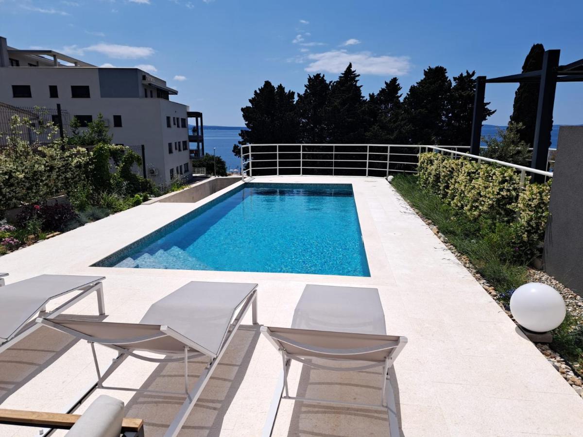 Apartment With Private Pool Split Extérieur photo