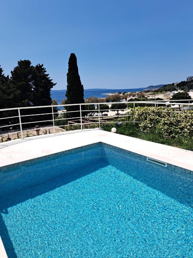 Apartment With Private Pool Split Extérieur photo