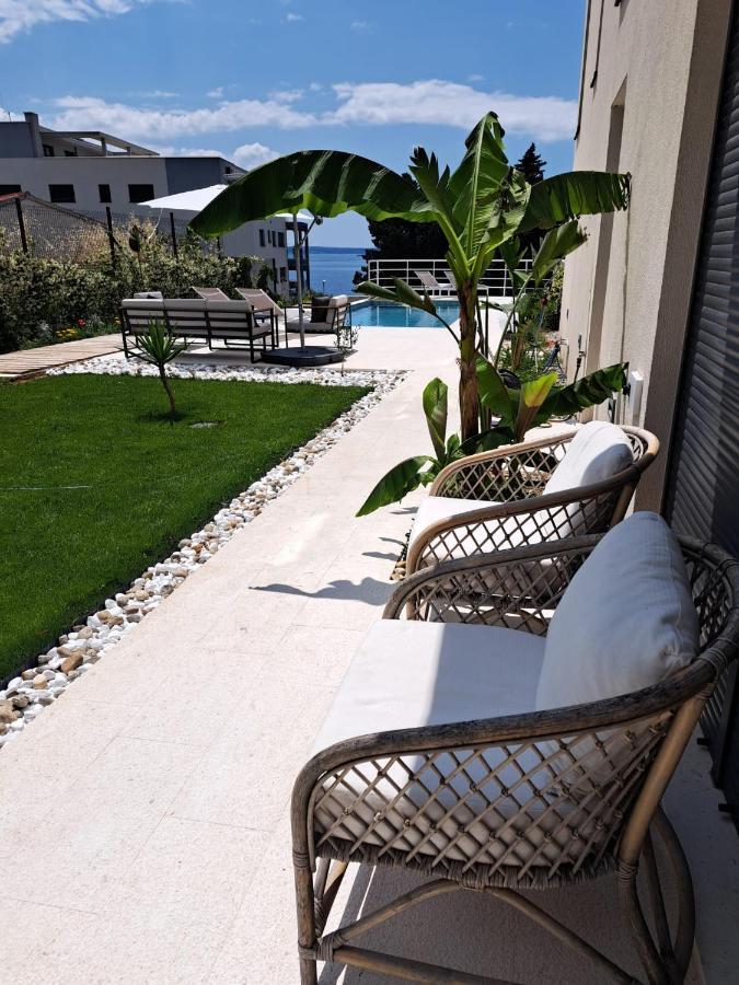 Apartment With Private Pool Split Extérieur photo