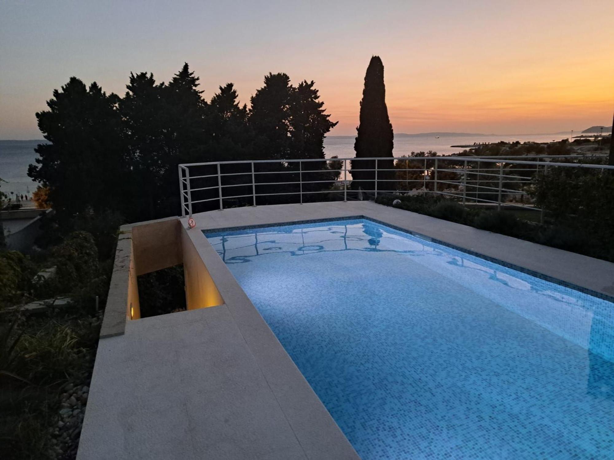 Apartment With Private Pool Split Extérieur photo